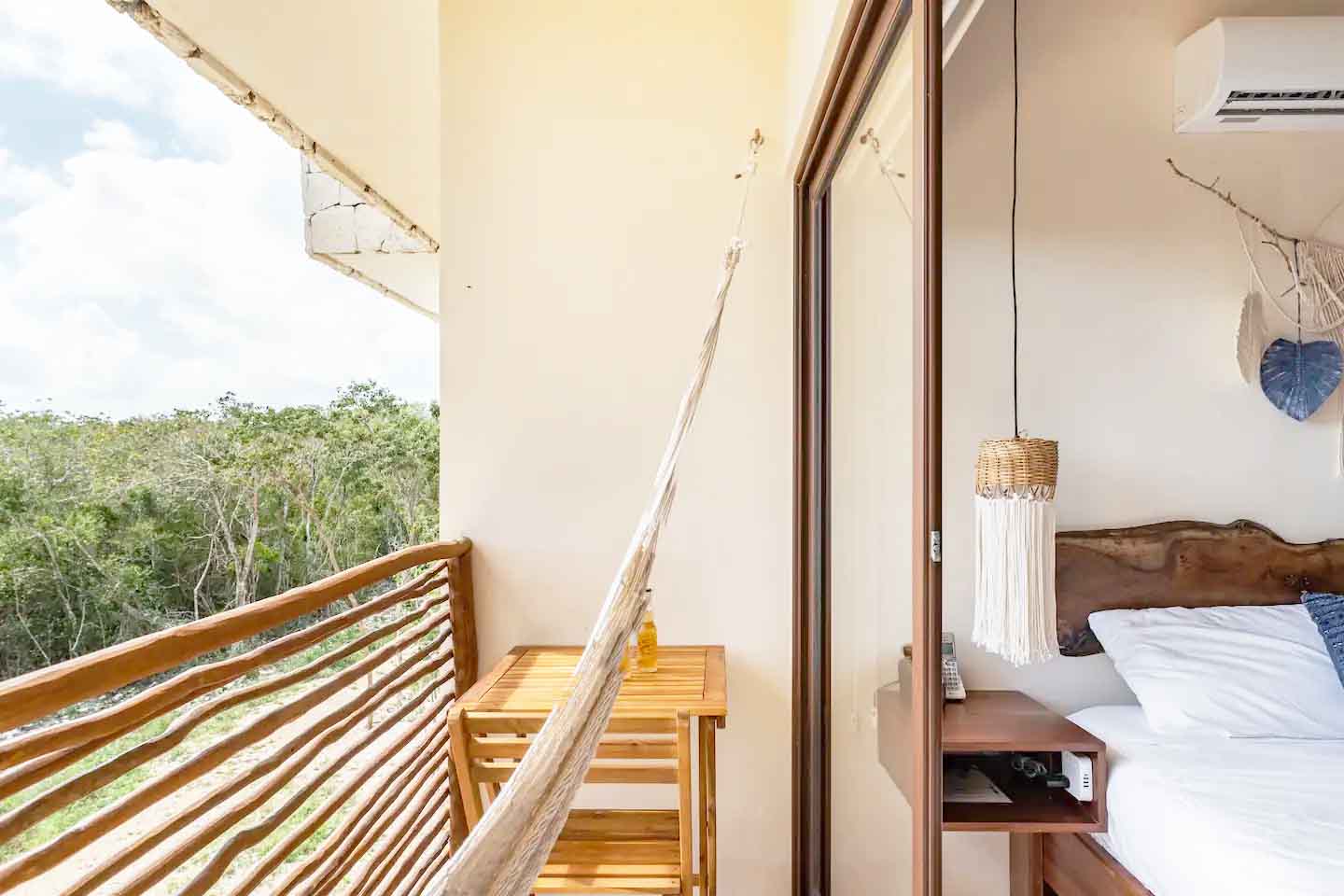 Master-Suite-Balcony1